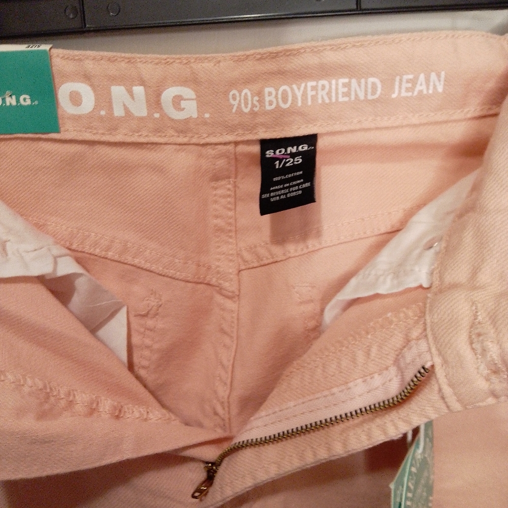 NWT/Juniors light pink juniors distressed jeans size 1/25 90s boyfriend … - Picture 8 of 12